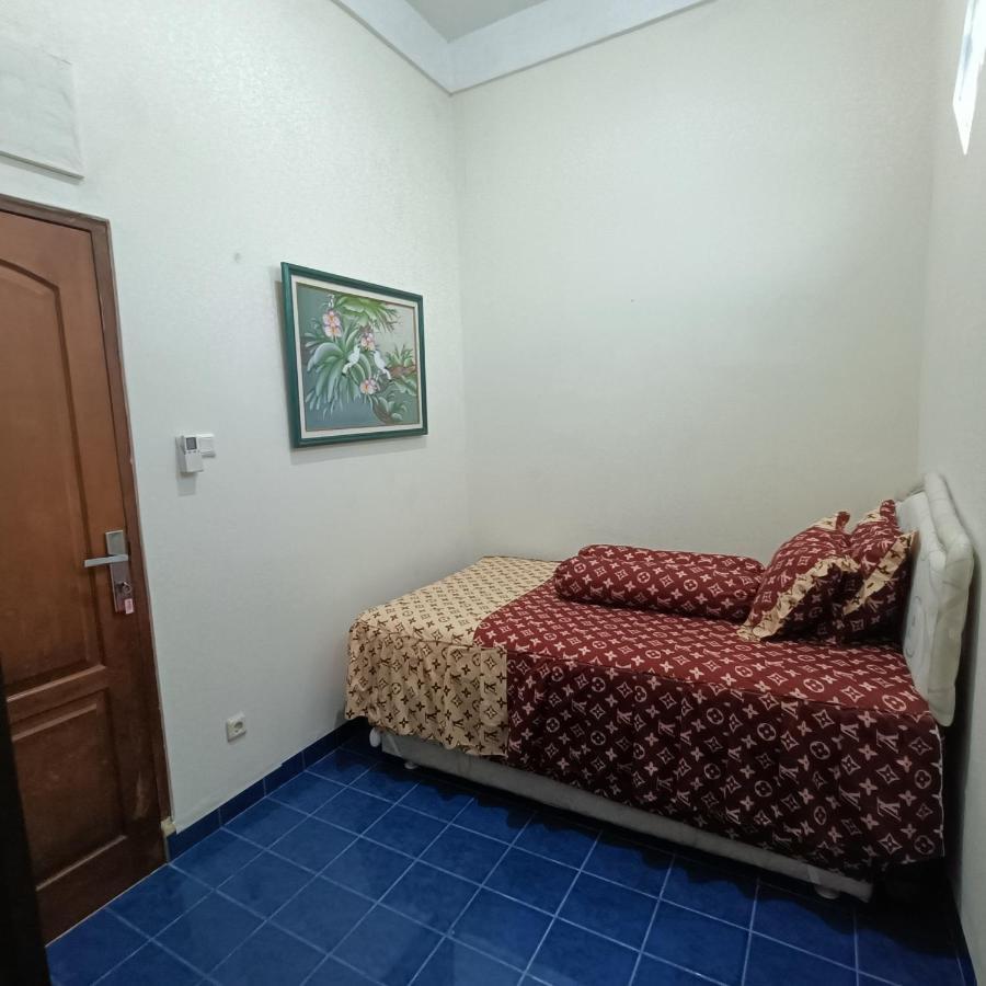 Unique Homestay 443 Yogyakarta Ngoại thất bức ảnh